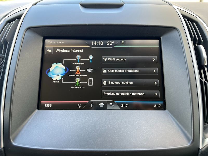 Ford S-MAX (2016) 2.0 TDCi 132kW Titanium manuál - fotka 29 z 34