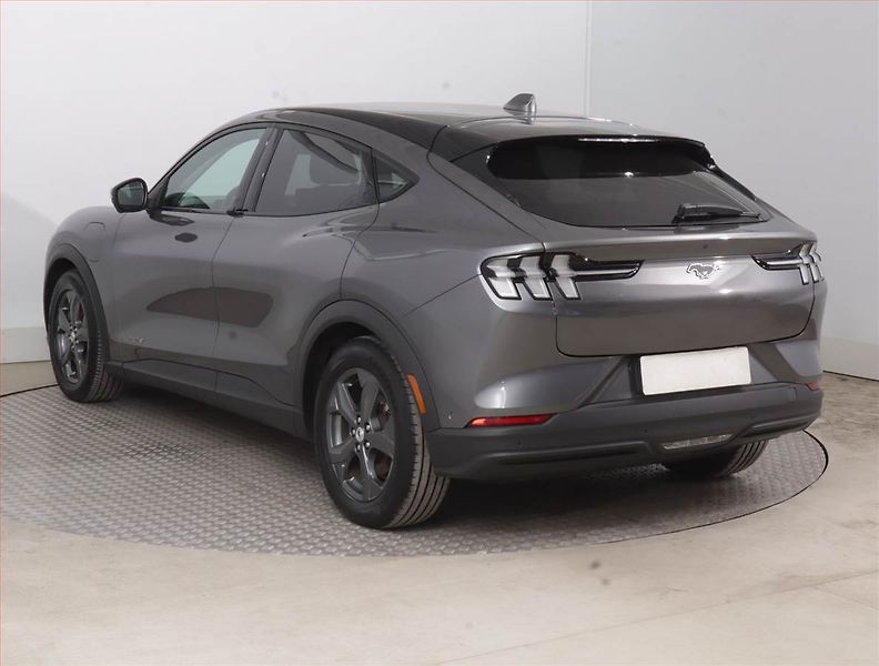 Ford Mustang Mach-E (2021) Standard Range RWD, SoH 95% - fotka 4 z 18