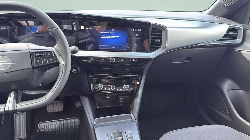 Opel Mokka (2026) Edition Hybrid 1.2 TURBO (107 - fotka 16 z 24