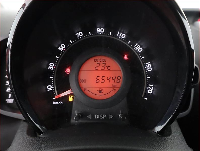Toyota Aygo (2018) 1.0 VVT-i, Serv.kniha - fotka 8 z 16