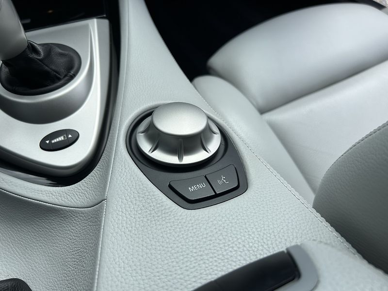 BMW M6 E63 V10 Coupe - fotka 28 z 35