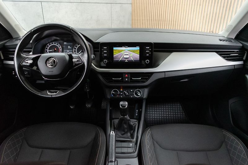 Škoda Scala 1.6 TDI SmartLink+*DPH*ČR 1.M* - fotka 7 z 39