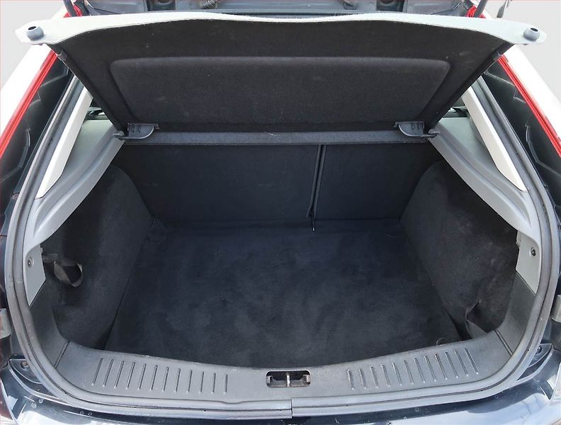 Ford Focus (2009) 1.6 i, v dobrém stavu - fotka 13 z 16