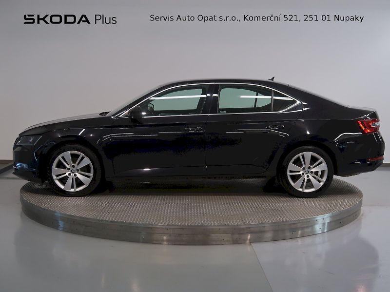 Škoda Superb (2018) STYLE 2.0TDI 140KW DSG CANTON - fotka 3 z 42