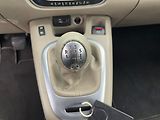 Renault Grand Scénic (2010) 1.5 dCi,78kW,ČR,AC - náhled 18
