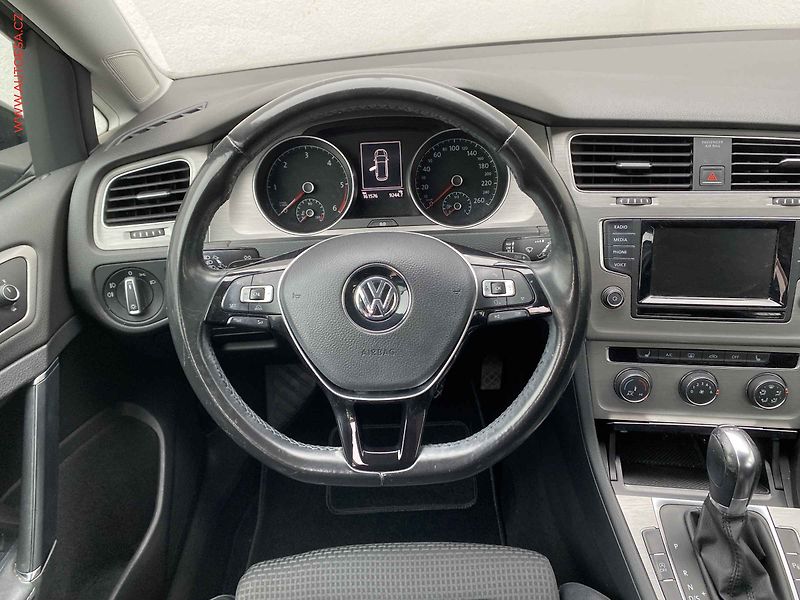 Volkswagen Golf (2013) 2.0 TDi, Comfortline, DSG - fotka 11 z 18