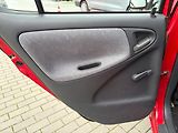 Toyota Yaris 1.0 Terra - náhled 10
