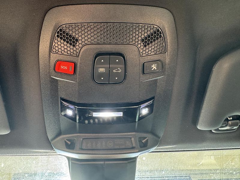 Peugeot 508 (2020) SW GT LINE HYBRID 225 e-EAT8 - fotka 19 z 21
