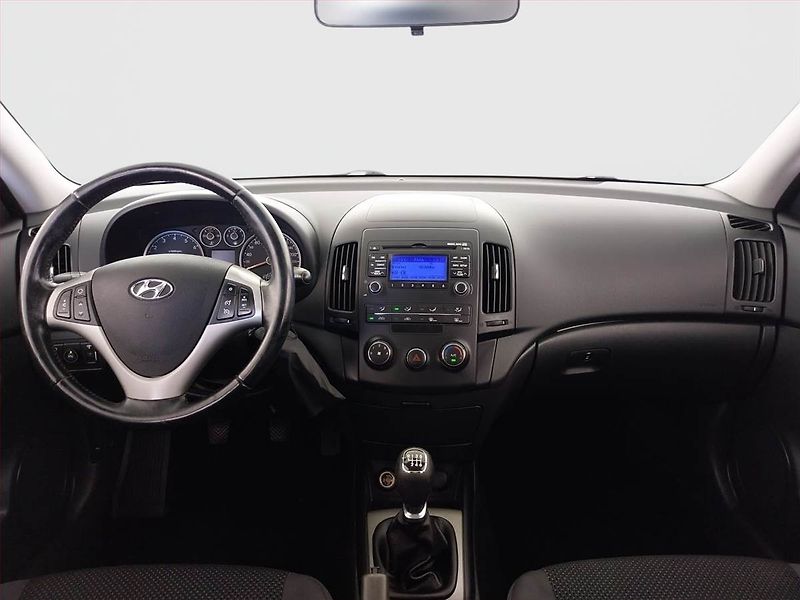 Hyundai i30 (2012) 1.6 CVVT, LPG, jezdí výborně - fotka 8 z 17