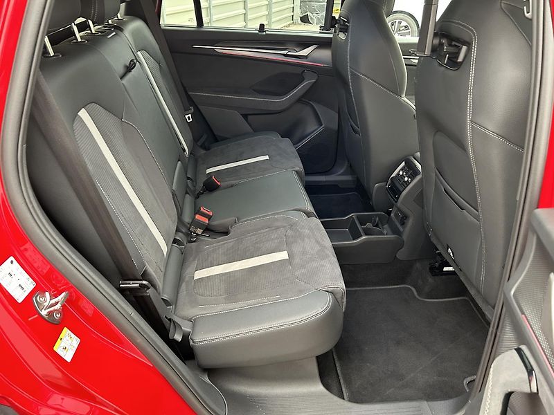 Škoda Kodiaq 2.0 TDI 4x4 SportLine - fotka 27 z 33