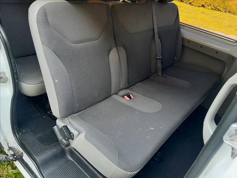Opel Vivaro 2.0 CDTI  9.MÍST - fotka 24 z 44