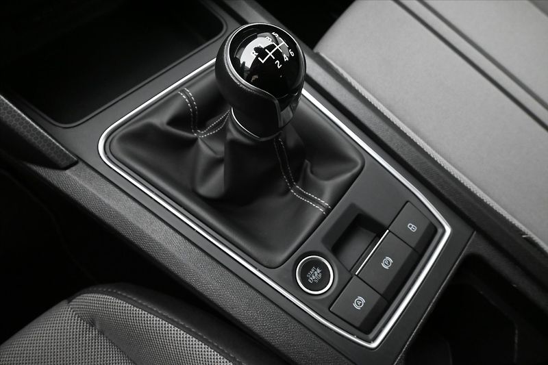 Seat Leon 2,0 TDI 110 kW STYLE Záruka až - fotka 23 z 31