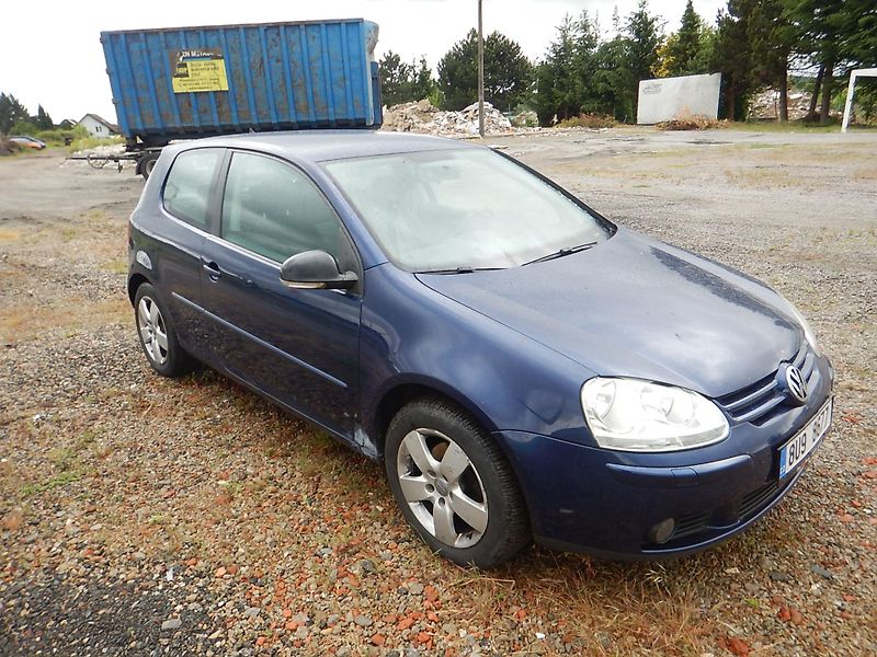 Volkswagen Golf 1.9 TDi 77 kw - fotka 5 z 14