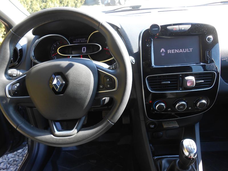Renault Clio 0.9TCe,KLIMA,NAVI,114TKm!! - fotka 28 z 39
