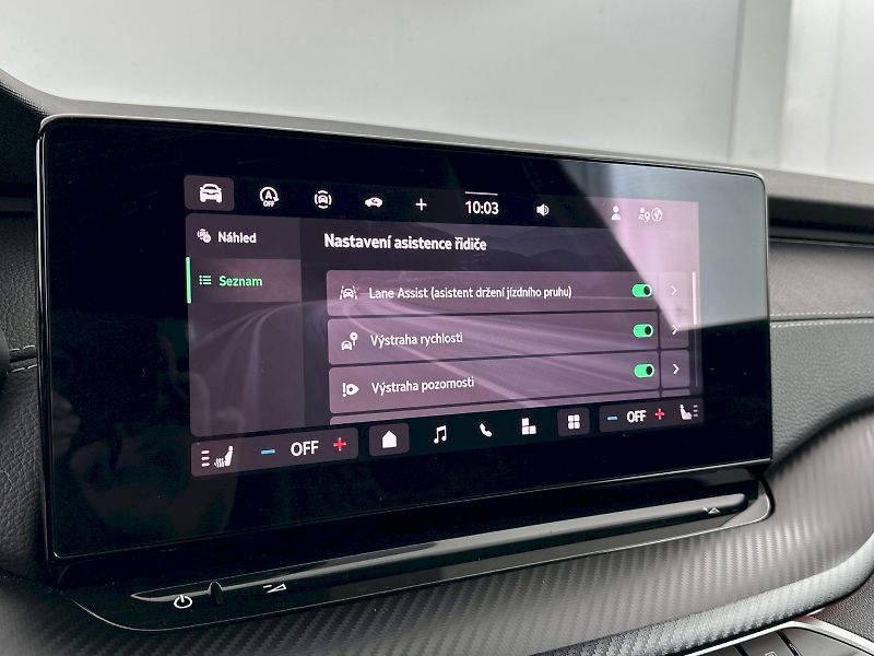 Škoda Octavia (2025) Combi DSG 1.5TSI 110kW SportLi - fotka 13 z 33