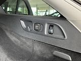 Mercedes-Benz Třídy E 220d 4Matic AMG*REZERVACE! - náhled 37