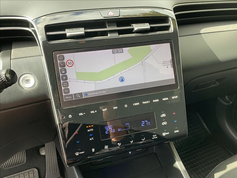 Hyundai Tucson 1,6 T-GDI AUTOMAT,ČR - fotka 13 z 23