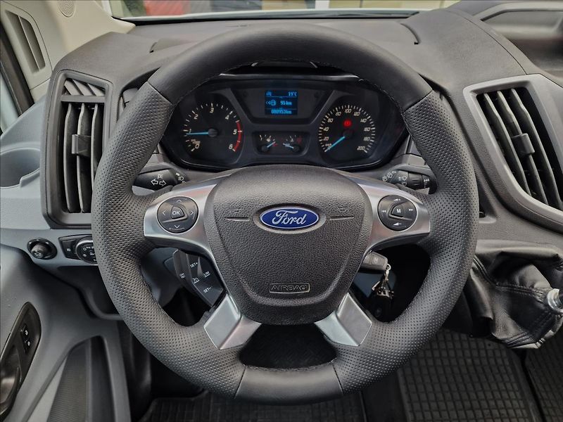 Ford Transit 2.0TDCi 96kw L2, 9-míst, ČR - fotka 23 z 39
