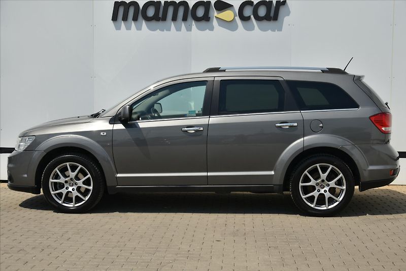 Fiat Freemont 2.0 MJT 125kW 4x4 7-MÍST ČR - fotka 4 z 31