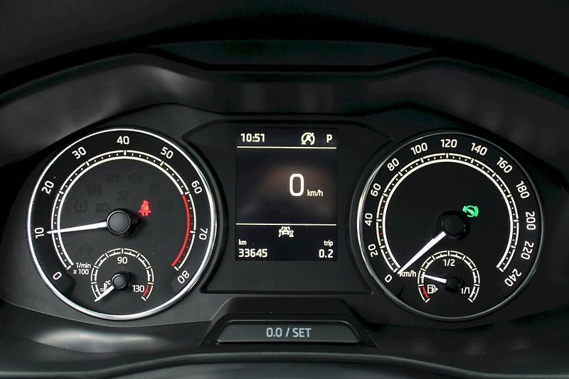 Škoda Kamiq (2024) Fresh 1.0TSI / 81kW 7°DSG - fotka 13 z 24