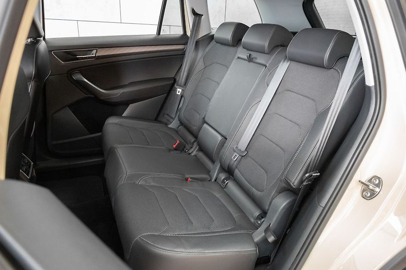 Škoda Kodiaq 2.0 TDI DSG*STYLE*ACC*DPH*ČR 1 - fotka 14 z 43