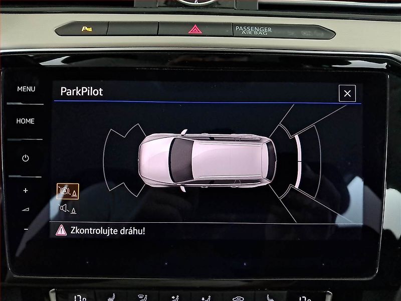 Volkswagen Passat (2018) 2.0 TDI, Automat, Navi - fotka 19 z 20