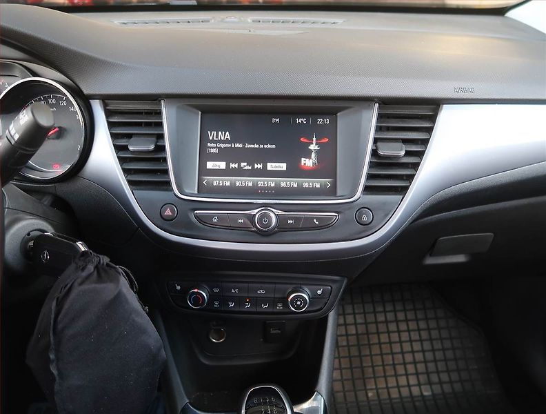 Opel Crossland X (2019) 1.2 Turbo, Serv.kniha - fotka 12 z 17