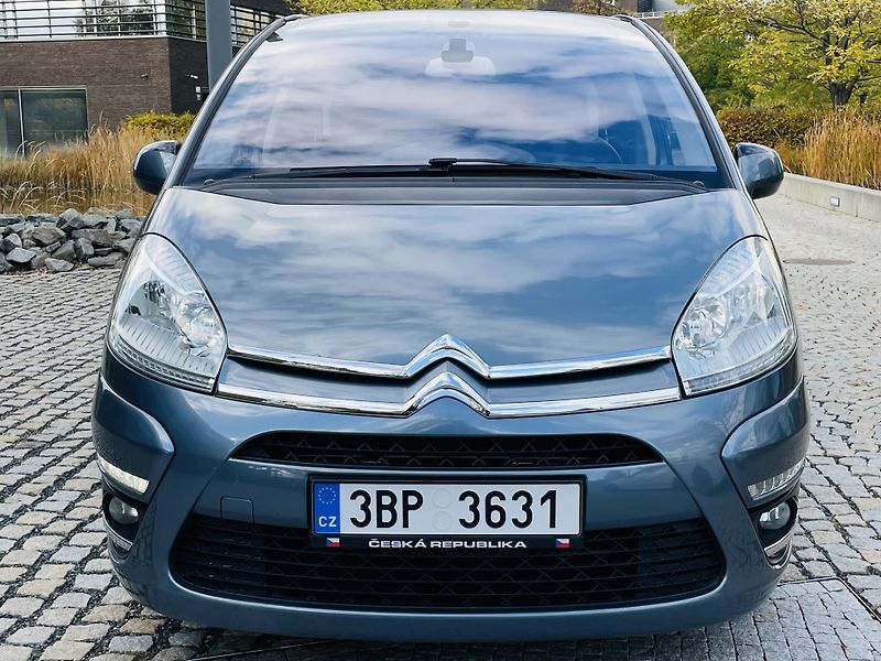 Citroën C4 Picasso 1.6i 88KW MANUÁL LED SENZORY - fotka 7 z 42