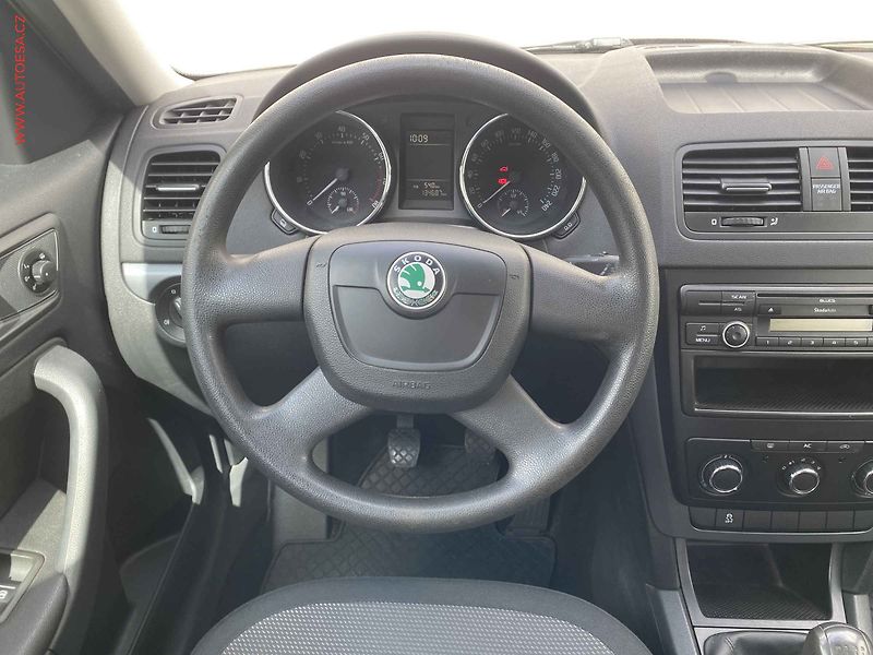 Škoda Yeti (2012) 1.2 TSi, ČR, Active - fotka 11 z 17