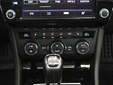 Škoda Superb 2,0 TDi 140kW Laurin & Klement - náhled 17