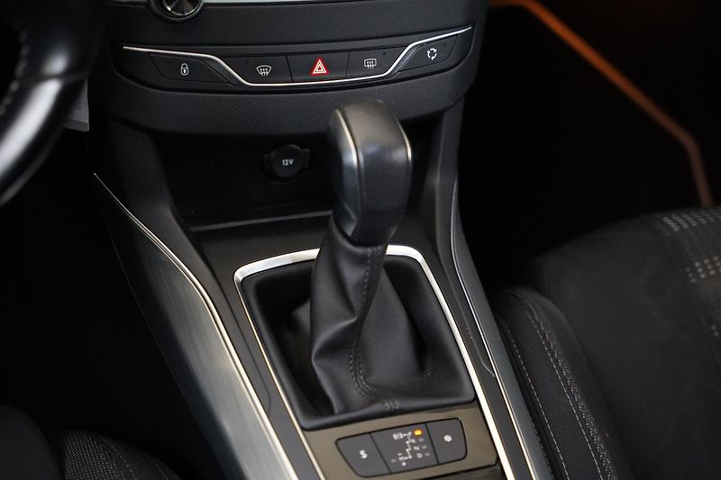 Peugeot 308 - fotka 23 z 24
