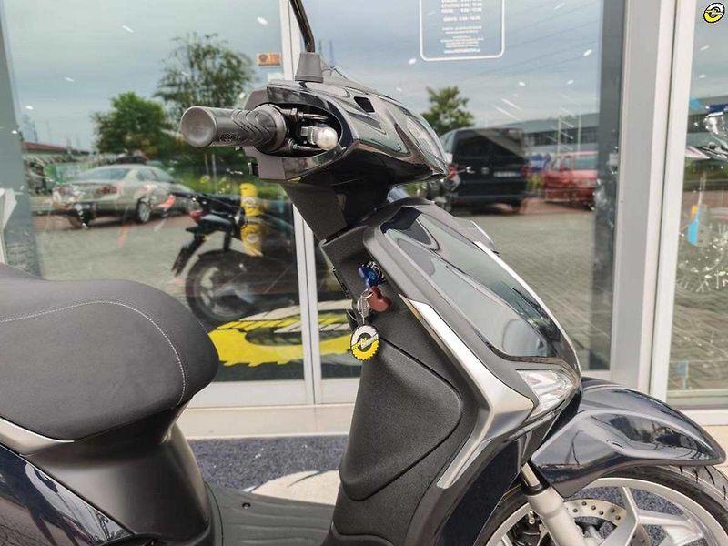 Piaggio Liberty 125 iGET (2026) Liberty 125 E5+ - fotka 27 z 39