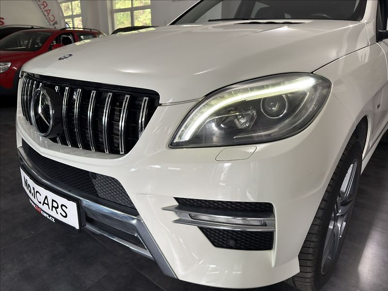 Mercedes-Benz Třídy M 2,2   ML250 4MATIC AMG ALU - fotka 28 z 31