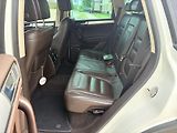Volkswagen Touareg 3.0TDI V6 DSG 4x4 VZDUCH - náhled 31