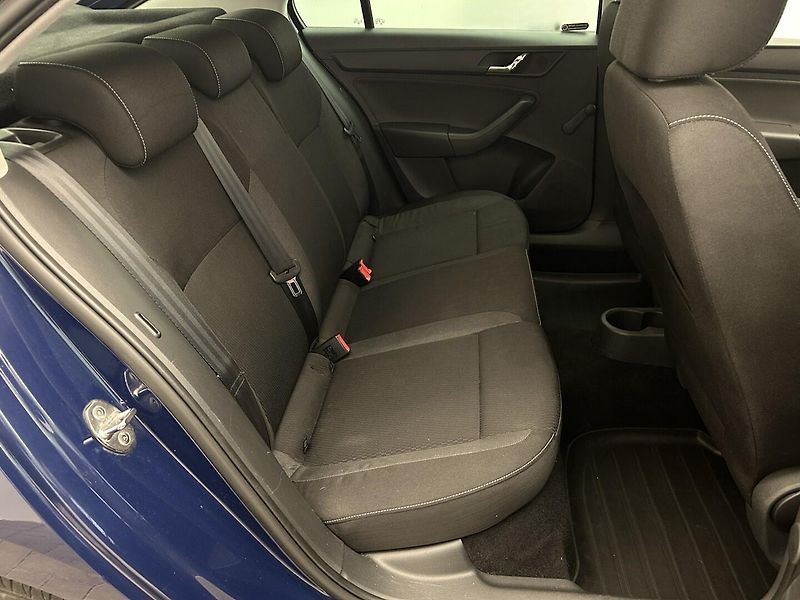 Škoda Rapid 1.2 TSi Ambition - fotka 17 z 21