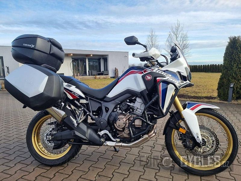 Honda CRF 1000 L Africa Twin DCT ABS (2018) - fotka 2 z 21