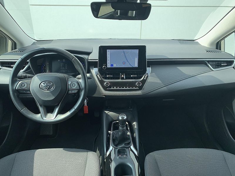 Toyota Corolla SD COMFORT STYLE TECH 1.5 VVTi - fotka 2 z 28