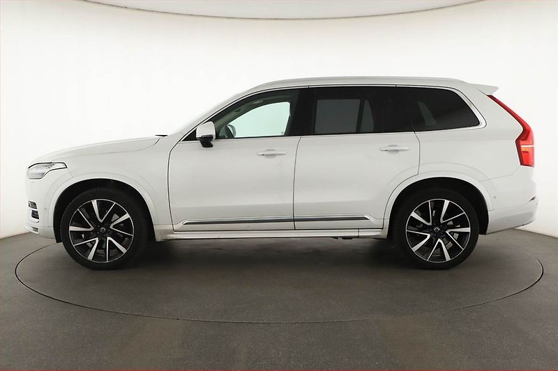 Volvo XC90 (2024) B5 AWD - fotka 3 z 20