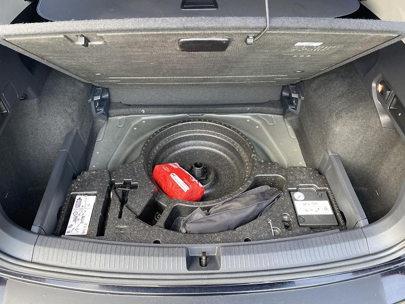 Volkswagen Tiguan Allspace 1.4 TSI 110kW - ALLSPACE - LED - fotka 40 z 50