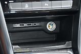 Volkswagen Touran 2.0TDi DSG TAŽNÉ 2xKOLA  - náhled 34