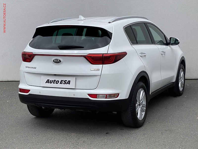 Kia Sportage (2016) 1.6 GDi 2WD, Spirit, TZ - fotka 4 z 19