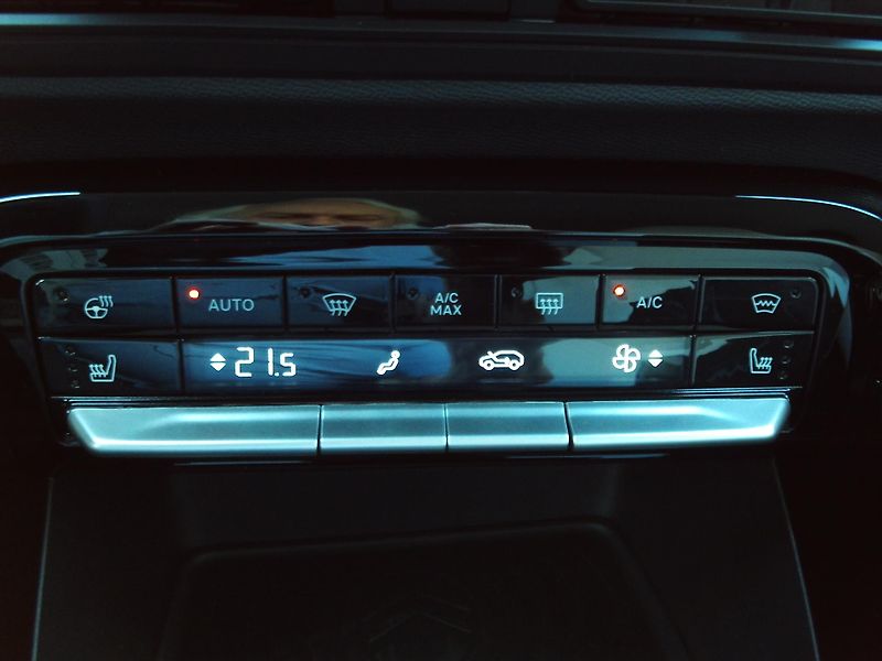 Citroën C3 (2026) MAX Hybrid 110k Automatic - fotka 16 z 18