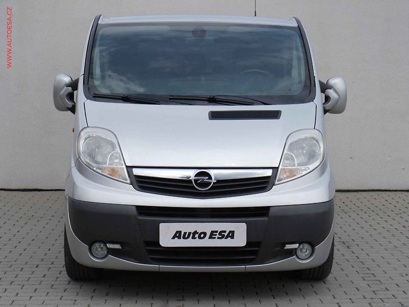 Opel Vivaro (2008) 2.0CDTi 5míst, ČR, AC - fotka 2 z 15