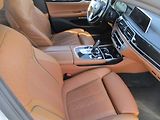 BMW Řada 7 (2016) 750i xDrive - náhled 6