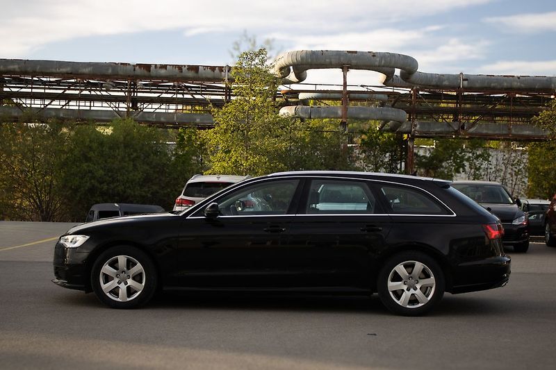 Audi A6 Pravidelný servis, 2 sada kol - fotka 8 z 44