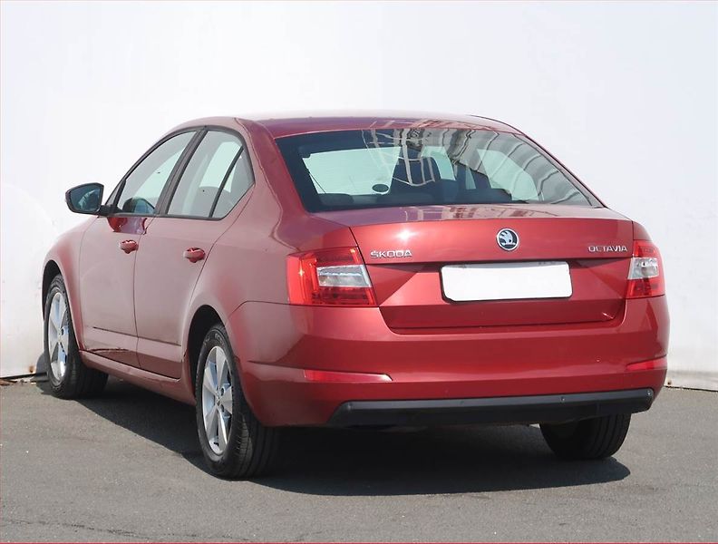 Škoda Octavia (2015) Elegance 1.6 TDI, Tempomat - fotka 4 z 19