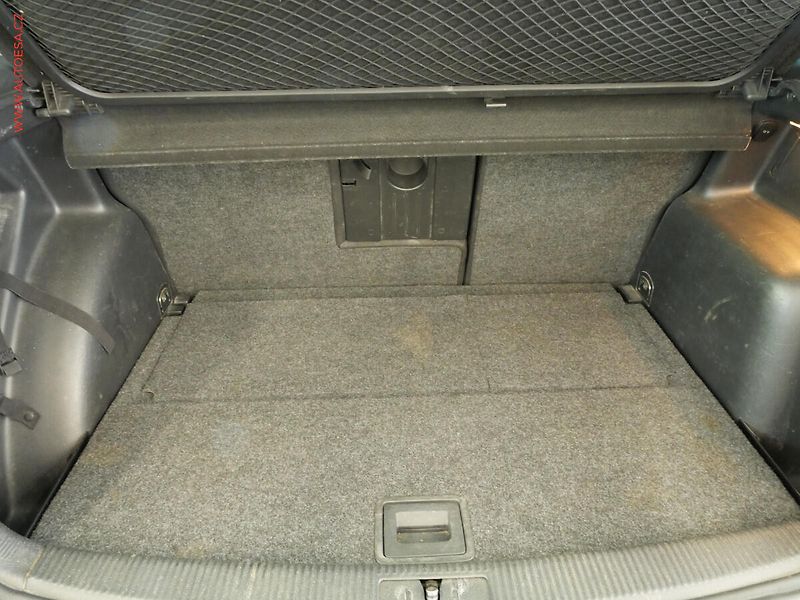 Volkswagen Golf Plus (2011) 1.6 TDI, Klima - fotka 7 z 23