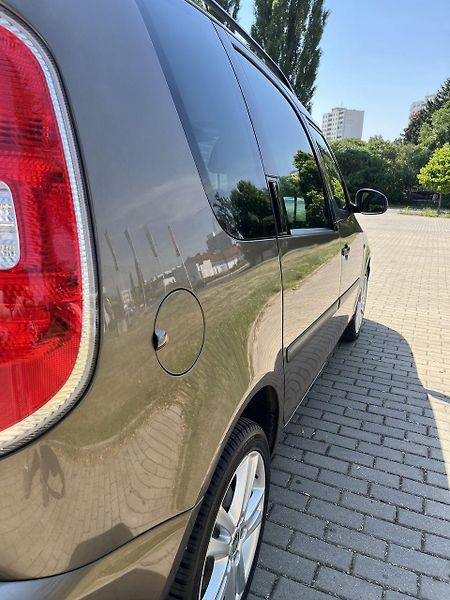 Škoda Roomster (2013) Fresh Ambition - fotka 18 z 91