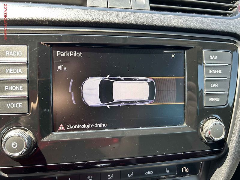 Škoda Octavia (2017) 2.0 TDI 4x4, DSG, bixen - fotka 20 z 24