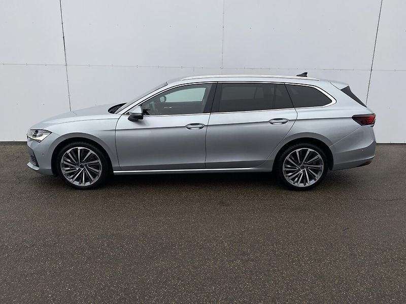 Škoda Superb Combi 2,0 TDI L&K 4x4 DSG - fotka 4 z 30